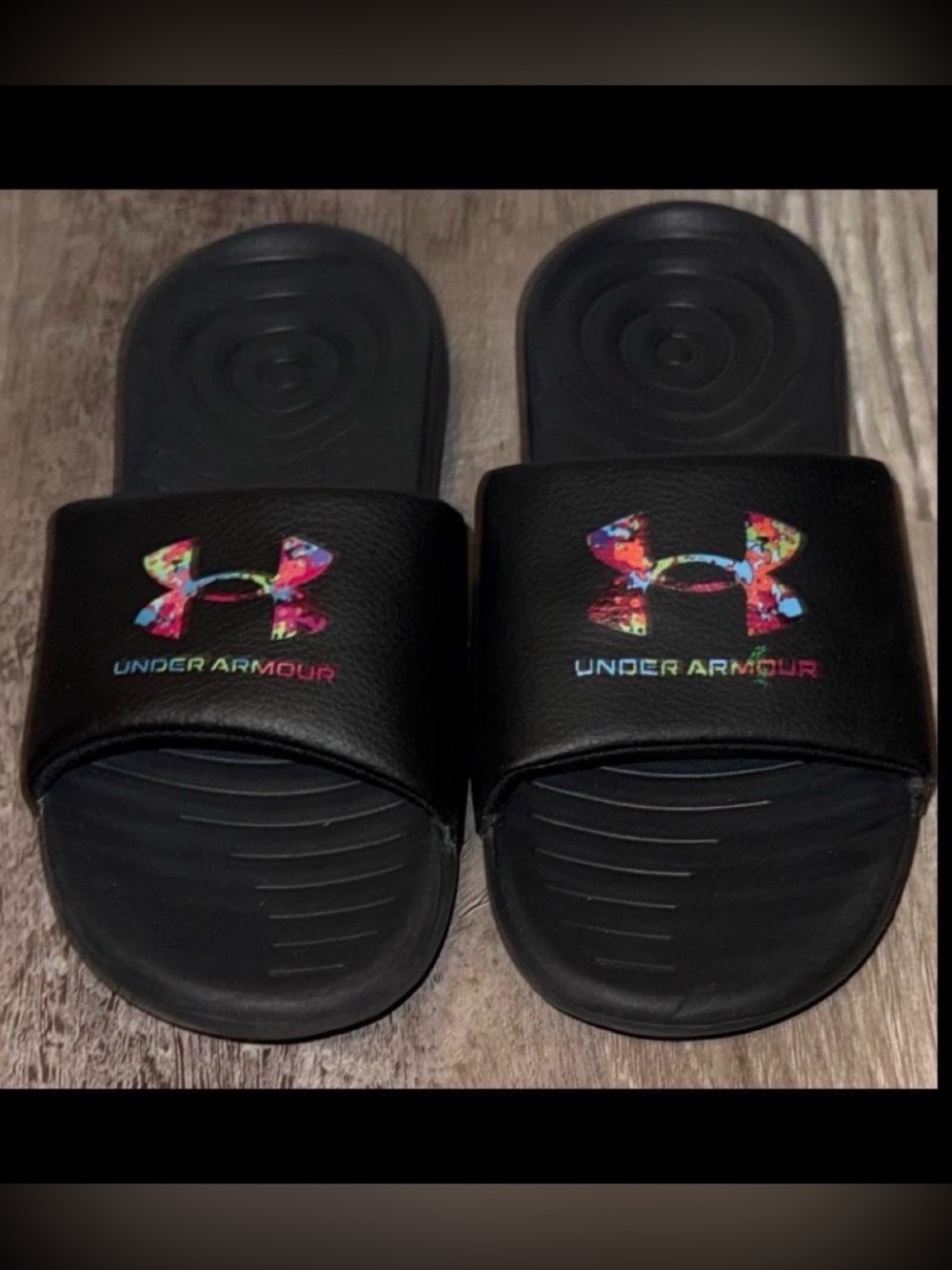 Under Armour Black Slides Sandals Size 4Y